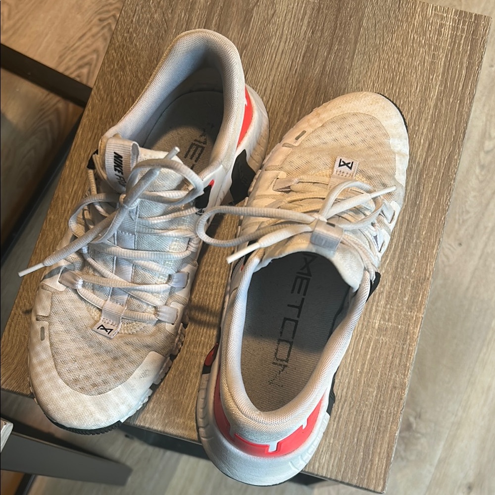 Nike White and Red Athletic Shoes